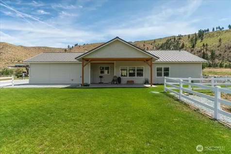 87 Burma Road Methow WA 98834