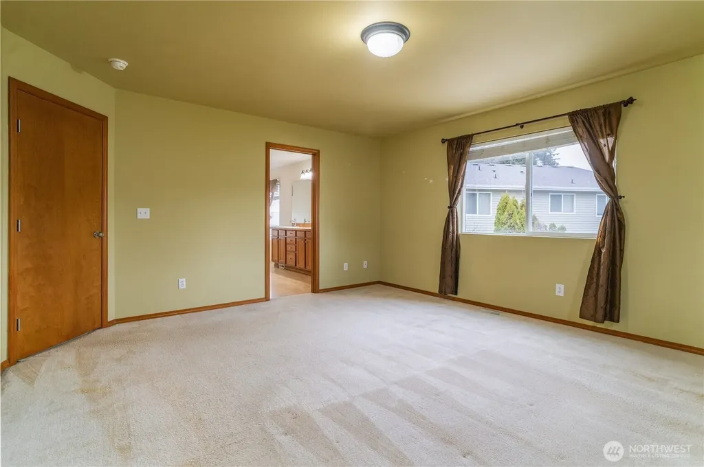 4729 Okanogan Drive SE Port Orchard WA 98366
