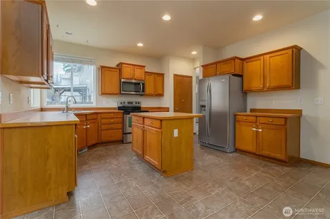 4729 Okanogan Drive SE Port Orchard WA 98366