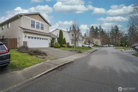 4729 Okanogan Drive SE Port Orchard WA 98366