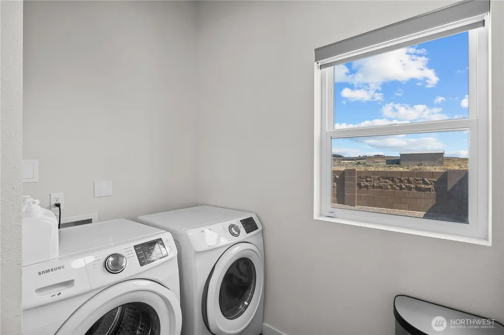 439 Airport Way SW Mattawa WA 99349
