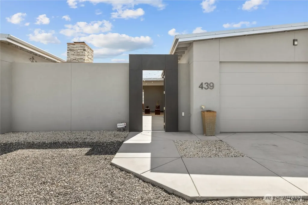439 Airport Way SW Mattawa WA 99349