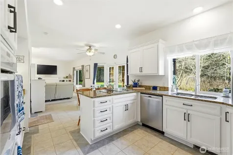 7830 104th Drive NE Lake Stevens WA 98258
