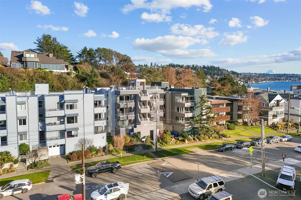 3200 Alki Avenue SW Seattle WA 98116