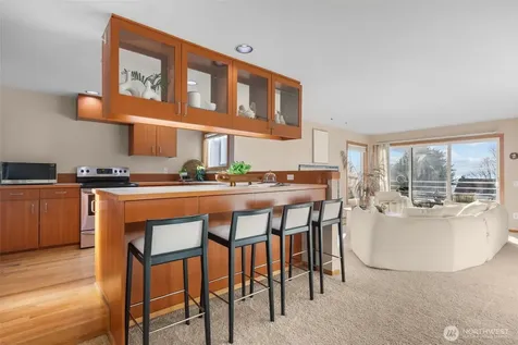 3200 Alki Avenue SW Seattle WA 98116