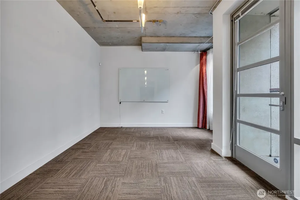 900 Lenora Street Seattle WA 98121