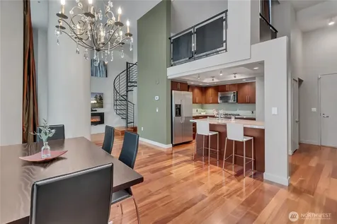 900 Lenora Street Seattle WA 98121