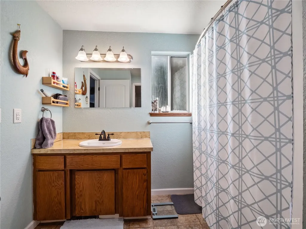 3633 I Street SE Auburn WA 98002
