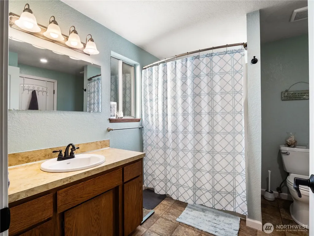 3633 I Street SE Auburn WA 98002
