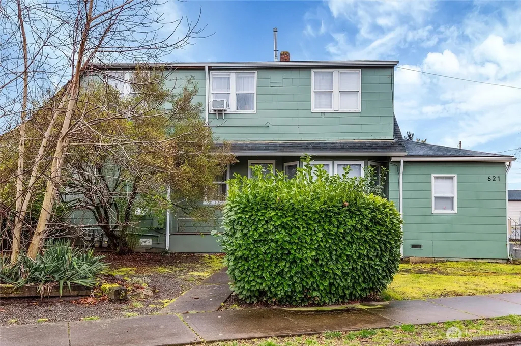 621 Houser Way S Renton WA 98057