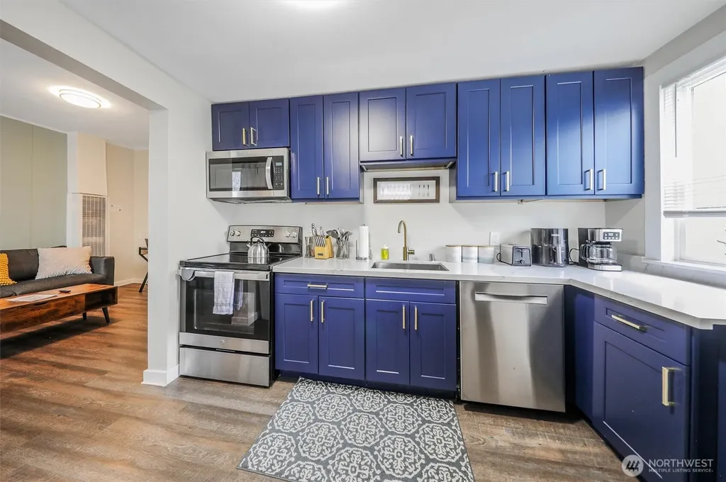 621 Houser Way S Renton WA 98057
