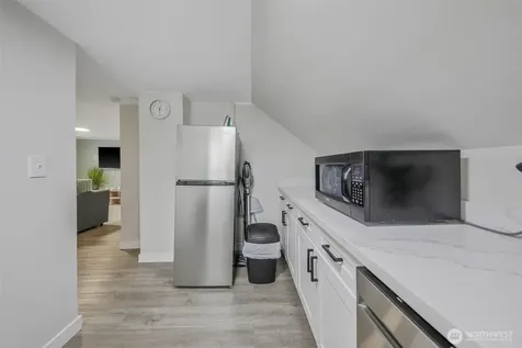 621 Houser Way S Renton WA 98057