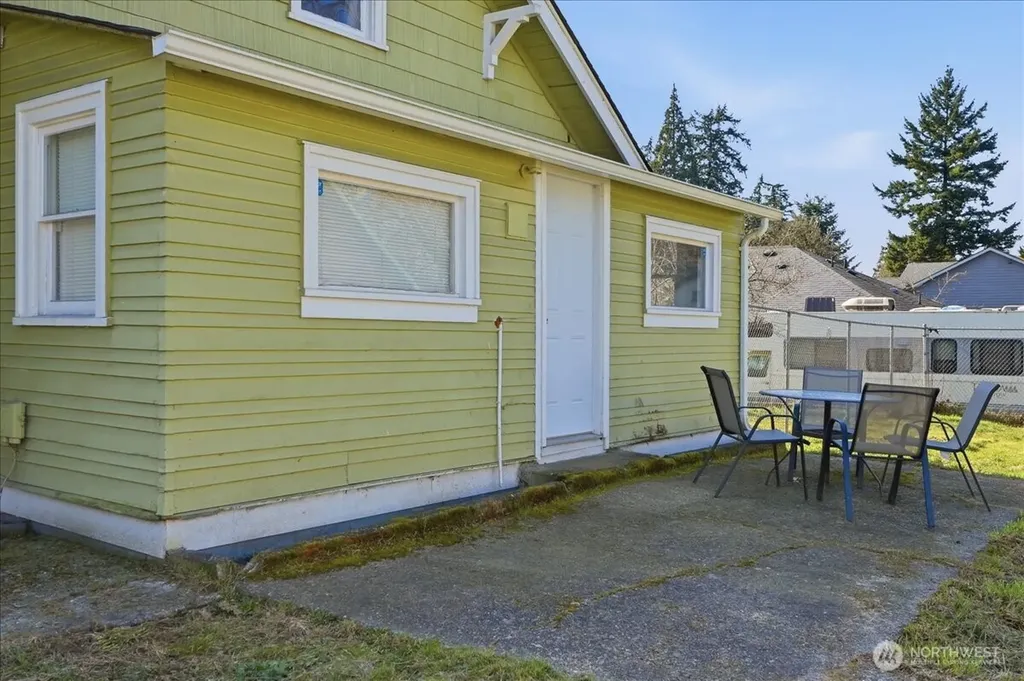 331 100th Street S Parkland WA 98444