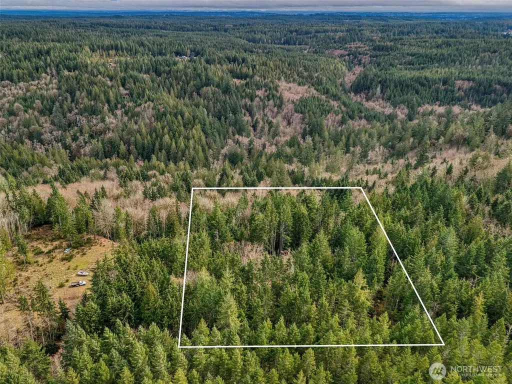 2 Larson Lane NW Seabeck WA 98380