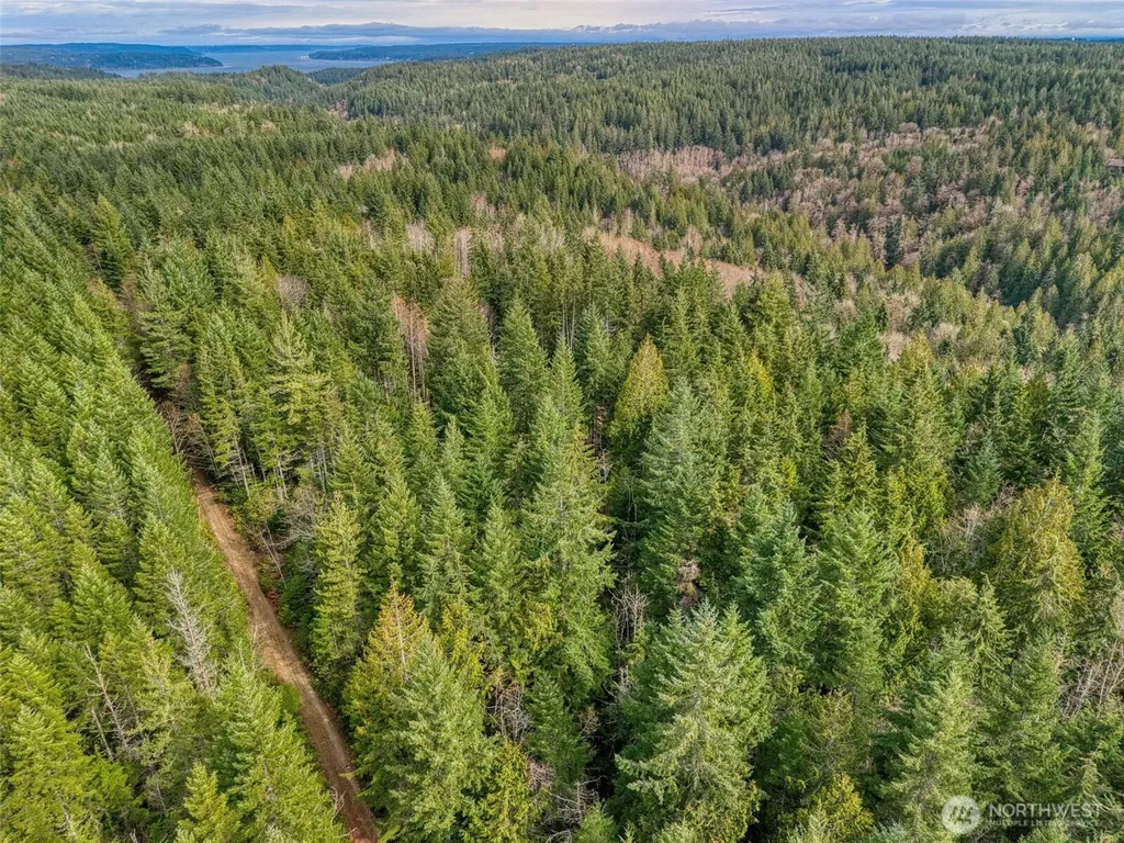 2 Larson Lane NW Seabeck WA 98380