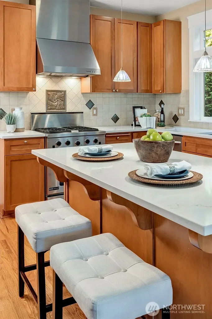 412 15th Avenue Kirkland WA 98033
