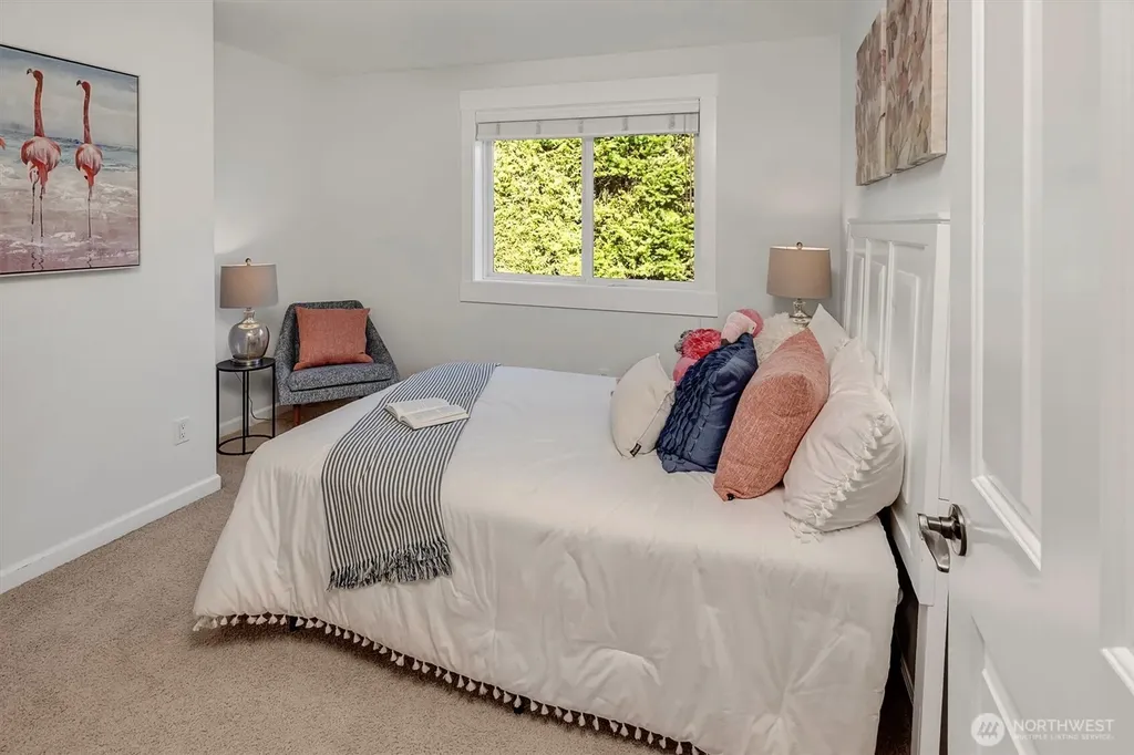 412 15th Avenue Kirkland WA 98033