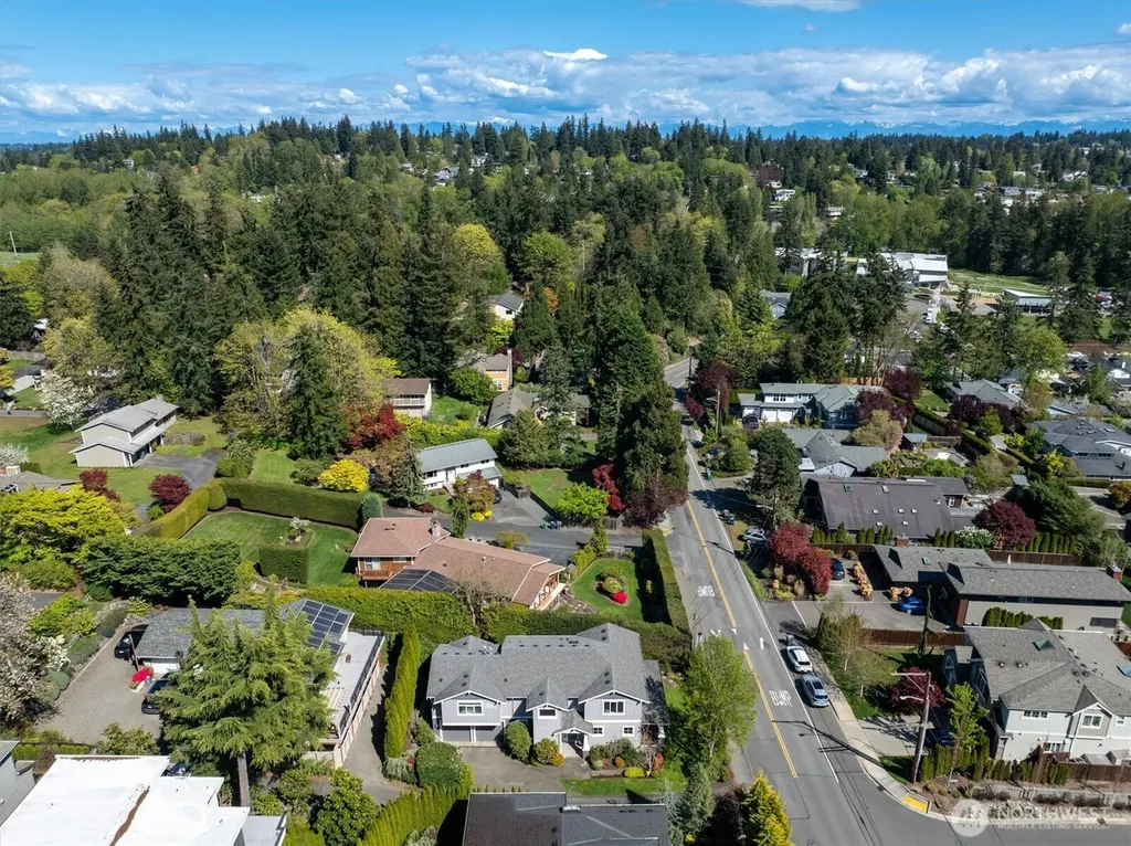 412 15th Avenue Kirkland WA 98033