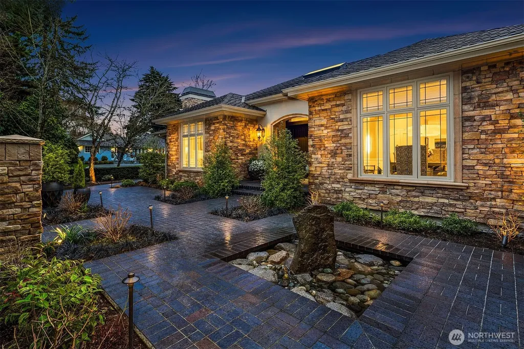 854 Evergreen Point Road Medina WA 98039