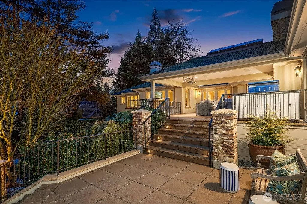 854 Evergreen Point Road Medina WA 98039
