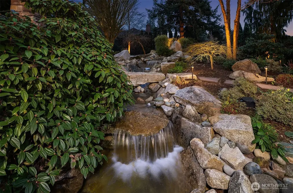854 Evergreen Point Road Medina WA 98039
