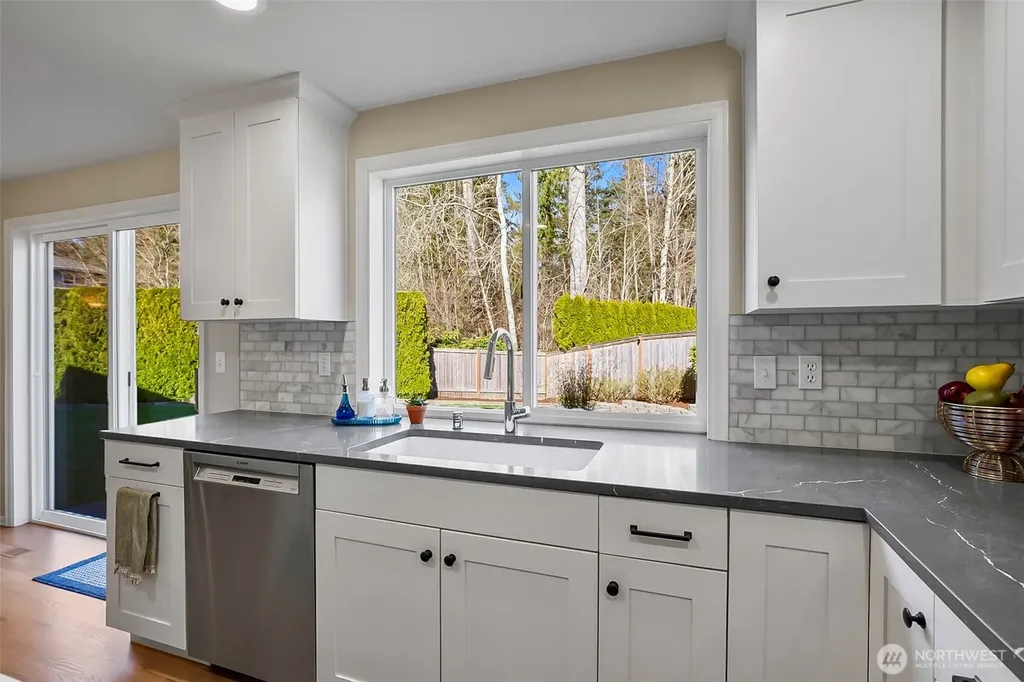 6101 152nd Street SE Snohomish WA 98296