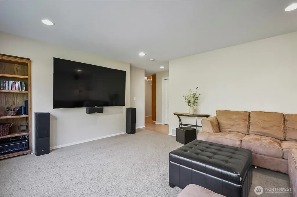 6101 152nd Street SE Snohomish WA 98296