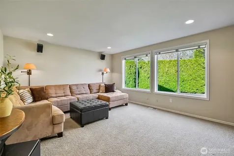 6101 152nd Street SE Snohomish WA 98296
