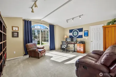 6101 152nd Street SE Snohomish WA 98296