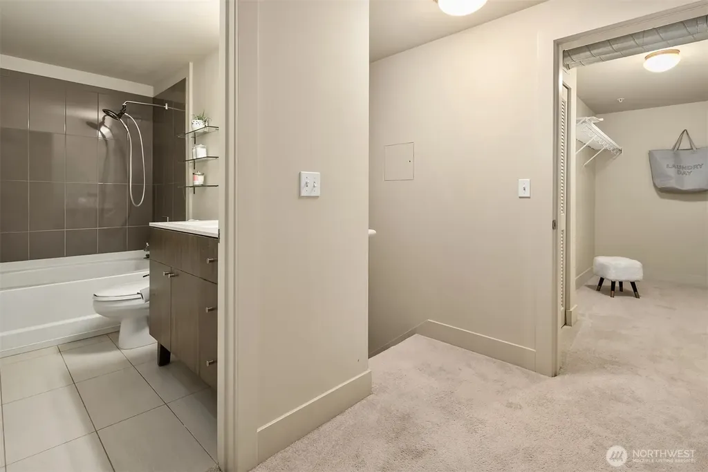 530 Broadway E Seattle WA 98102