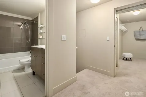 530 Broadway E Seattle WA 98102