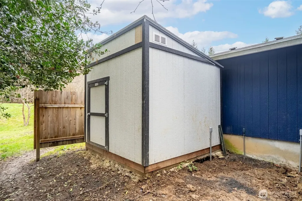 266 Bear View Drive Chehalis WA 98532