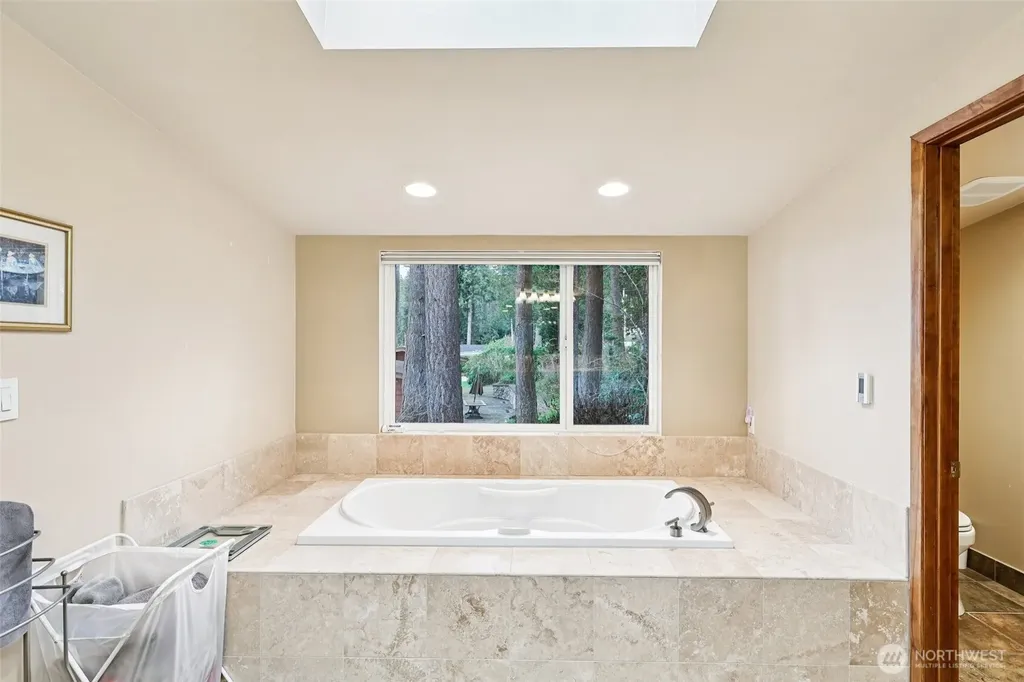 17340 Golden View Avenue La Conner WA 98257