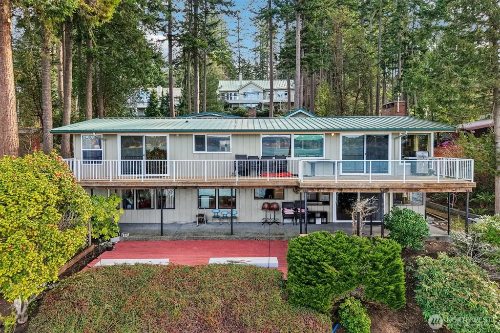17340 Golden View Avenue La Conner WA 98257