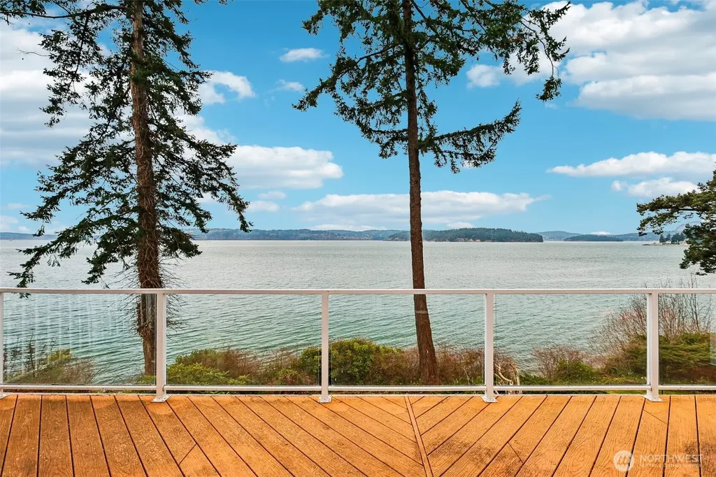 17340 Golden View Avenue La Conner WA 98257