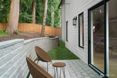 10602 NE 137th Place Kirkland WA 98034
