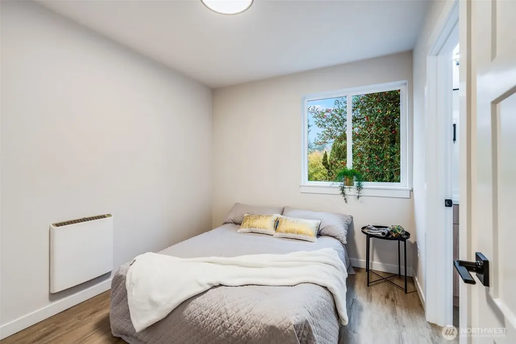 12531 25th Avenue NE Seattle WA 98125