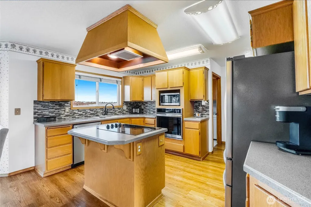 4114 Shorecrest Drive NE Moses Lake WA 98837