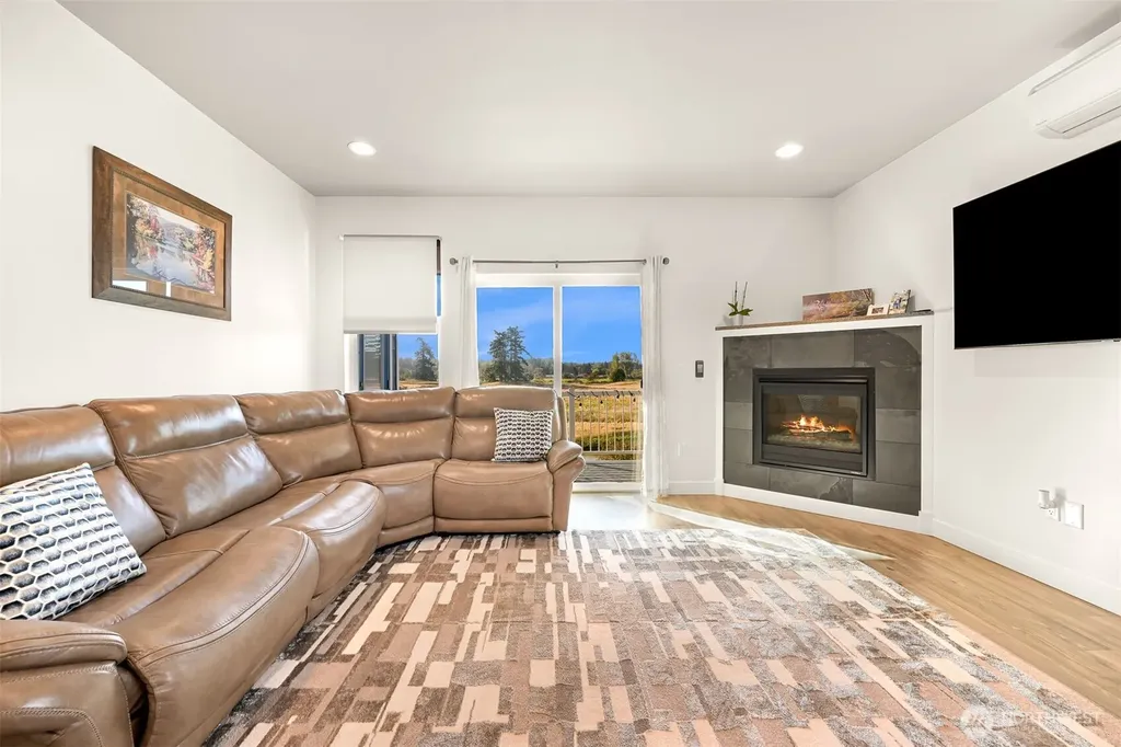 4761 S Golf Course Drive Blaine WA 98230