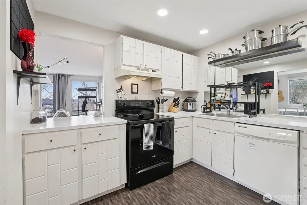629 Cedar Avenue S Renton WA 98057