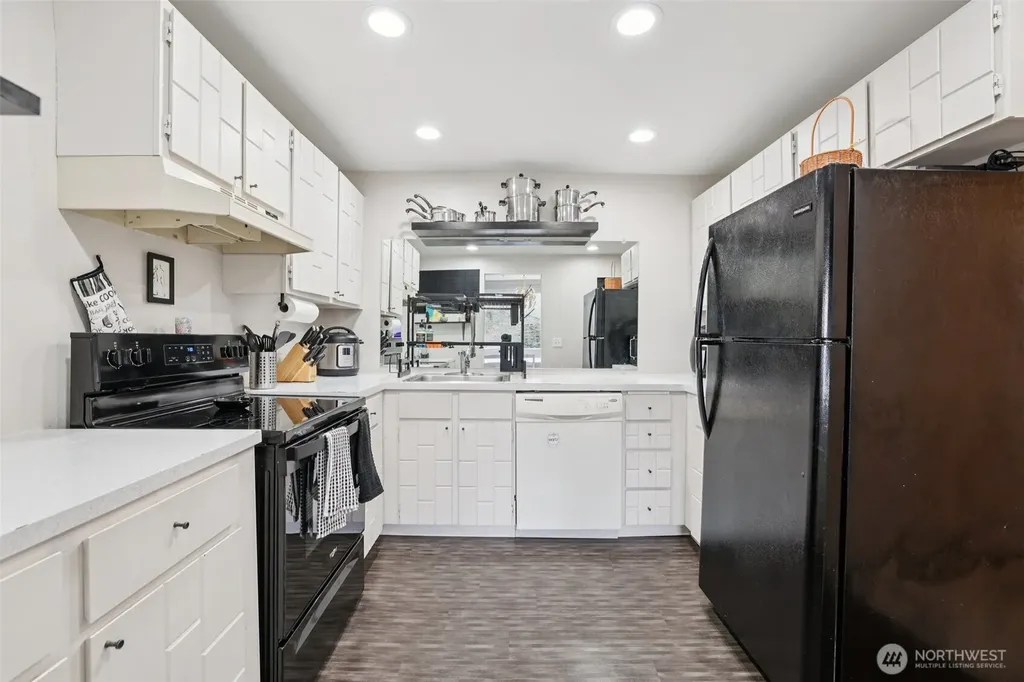 629 Cedar Avenue S Renton WA 98057