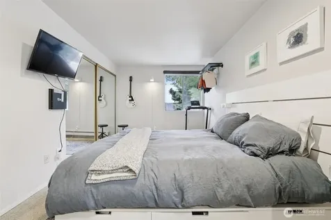 629 Cedar Avenue S Renton WA 98057