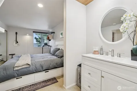 629 Cedar Avenue S Renton WA 98057