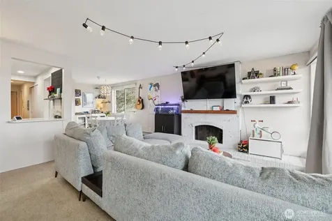 629 Cedar Avenue S Renton WA 98057