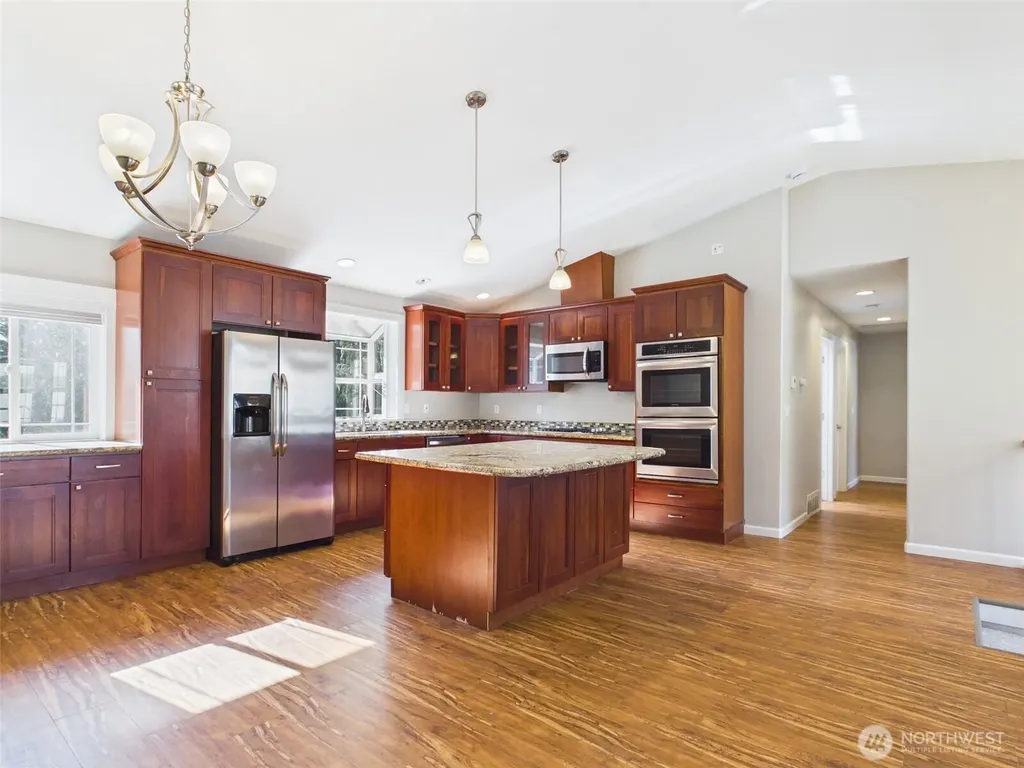 11414 26th Place SE Lake Stevens WA 98258