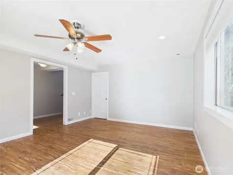 11414 26th Place SE Lake Stevens WA 98258