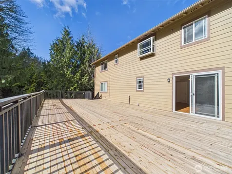 11414 26th Place SE Lake Stevens WA 98258