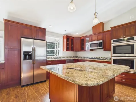 11414 26th Place SE Lake Stevens WA 98258