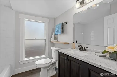 5526 20th Avenue S Seattle WA 98108