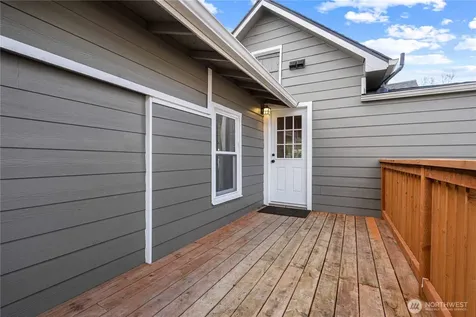 5526 20th Avenue S Seattle WA 98108